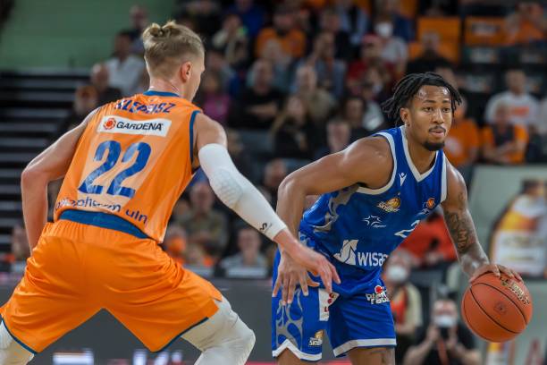 在海外联赛 在海外联赛