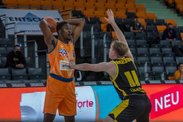 反超对手 反超对手